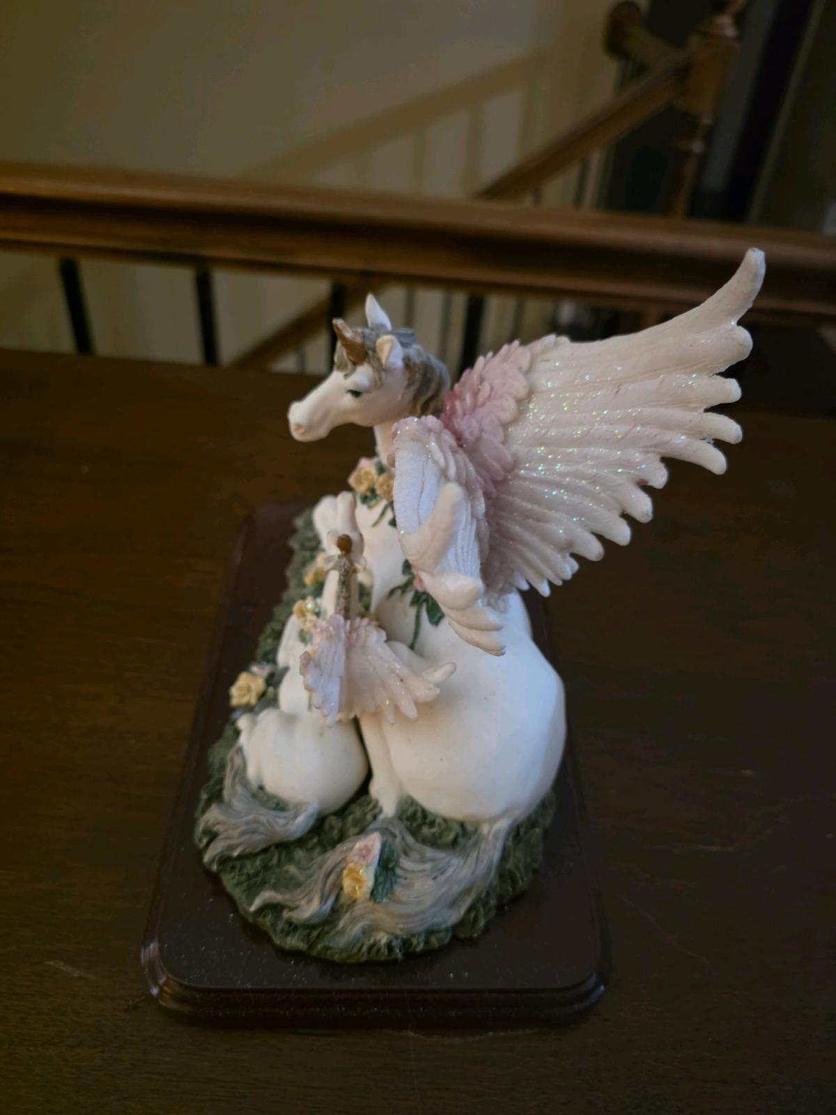2 UNICORN Figurines   50 Each - Omaha, Nebraska - FleaMarketBay