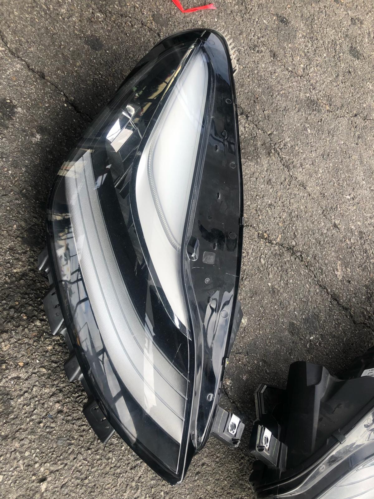 Tesla Y Tesla S headlights like new condition - North Hollywood, California - FleaMarketBay