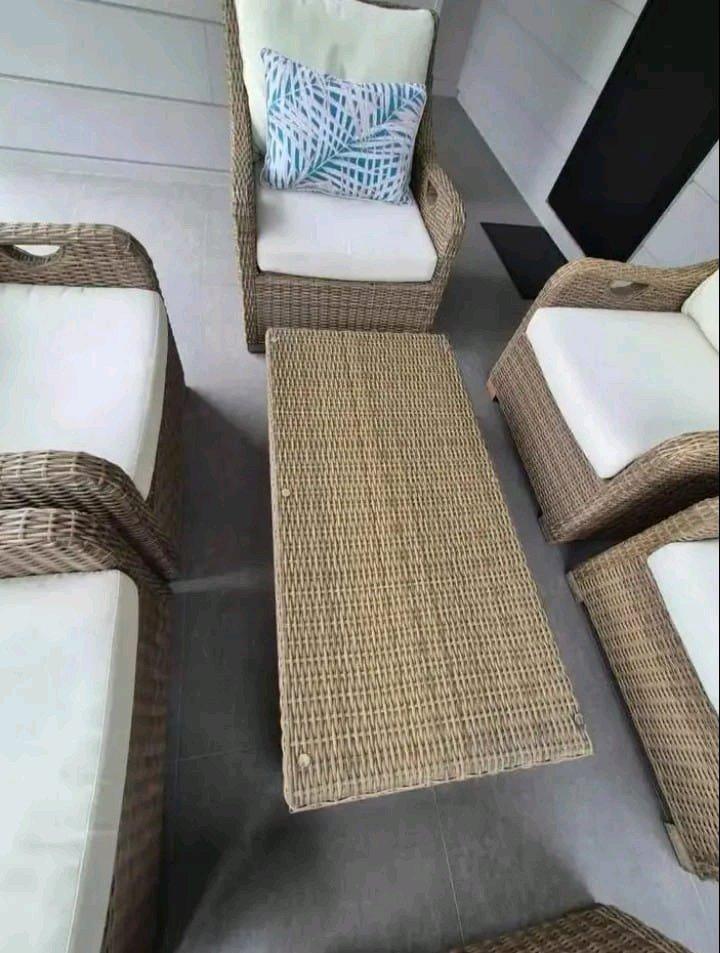 6Piece Outdoor Wicker Patio Furniture Set with Coffee Table - Abilene, Texas - FleaMarketBay