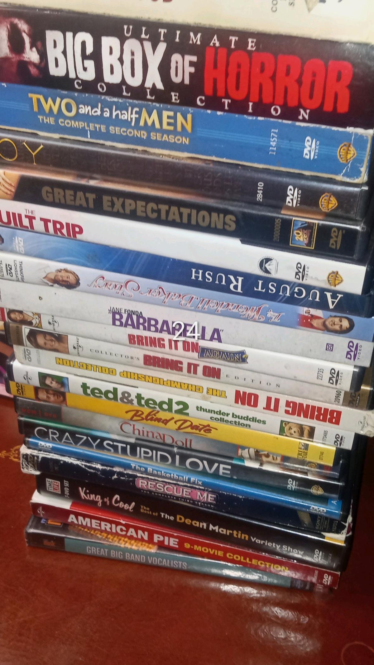 over 100 dvd movies all in case like new - Henderson, Nevada - FleaMarketBay