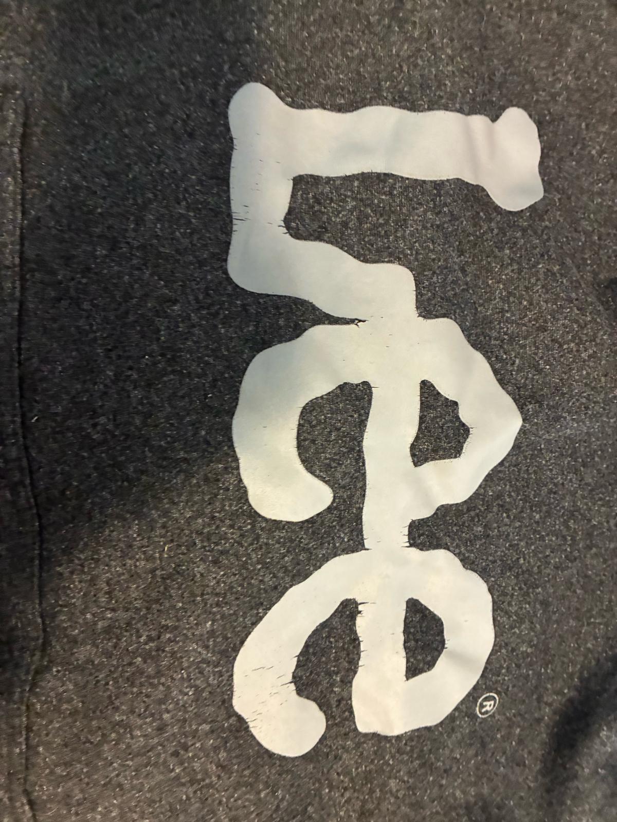 Lee sweater - Yakima, Washington - FleaMarketBay