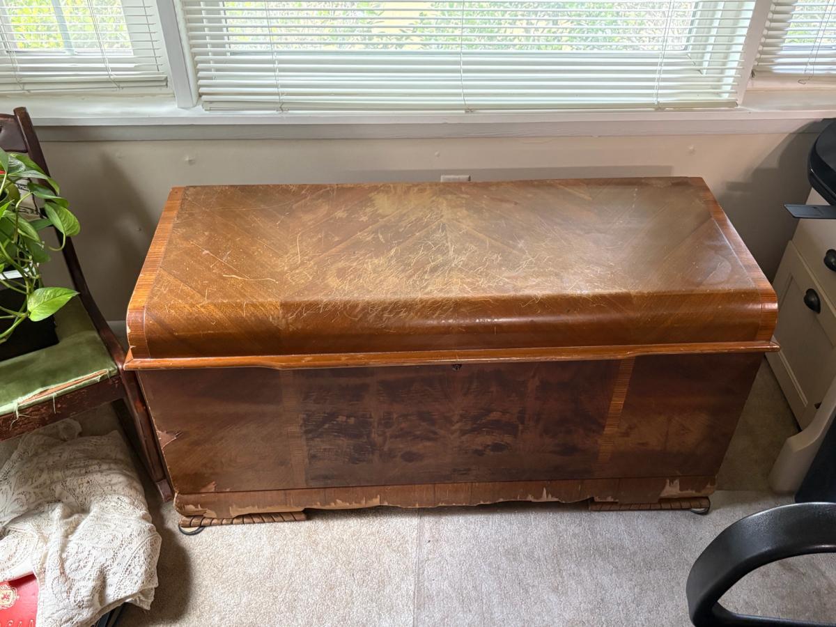 Lane Antique Blanket Cedar Chest - Tulsa, Oklahoma - FleaMarketBay