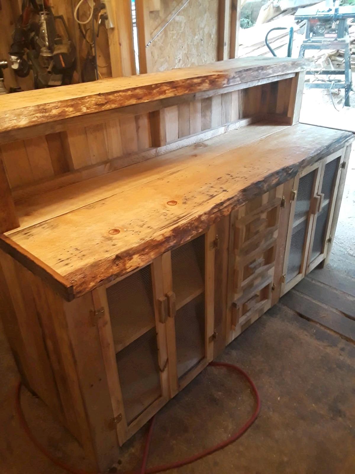 who is next to have a farmhouse style piece custom made for - Kingsport, Tennessee - FleaMarketBay