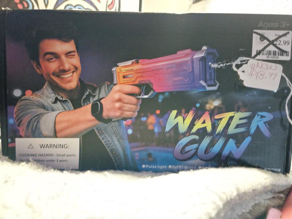 automatic water gun Super Soaker - Gilbert, Arizona - FleaMarketBay