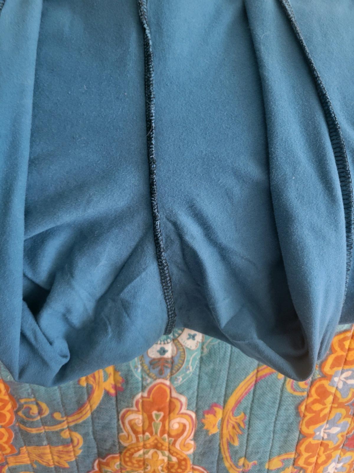 Torrid Size 3 Skull Print Cropped Leggings - Saint Peter, Minnesota - FleaMarketBay