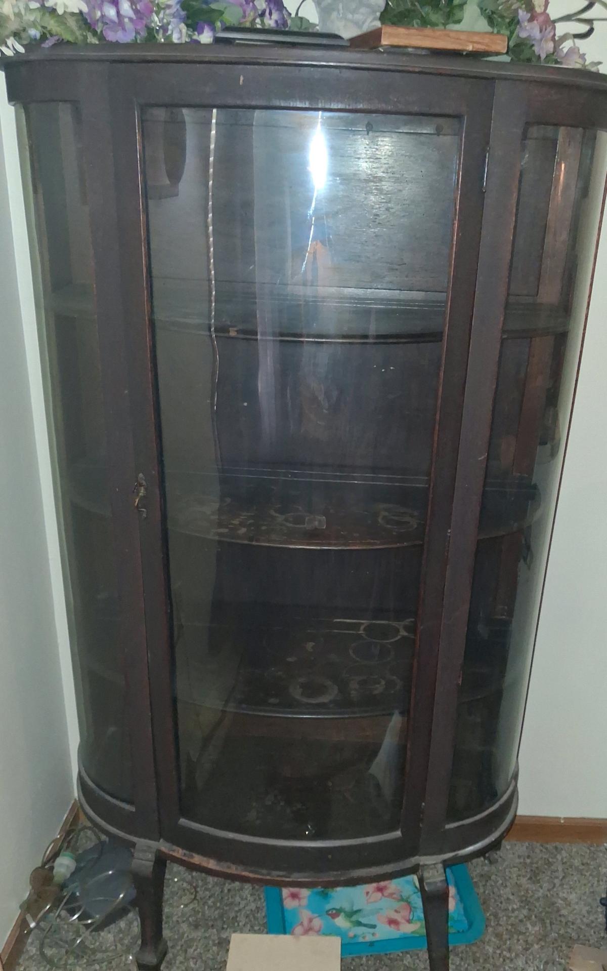 vintage China cabinet - Crooksville, Ohio - FleaMarketBay