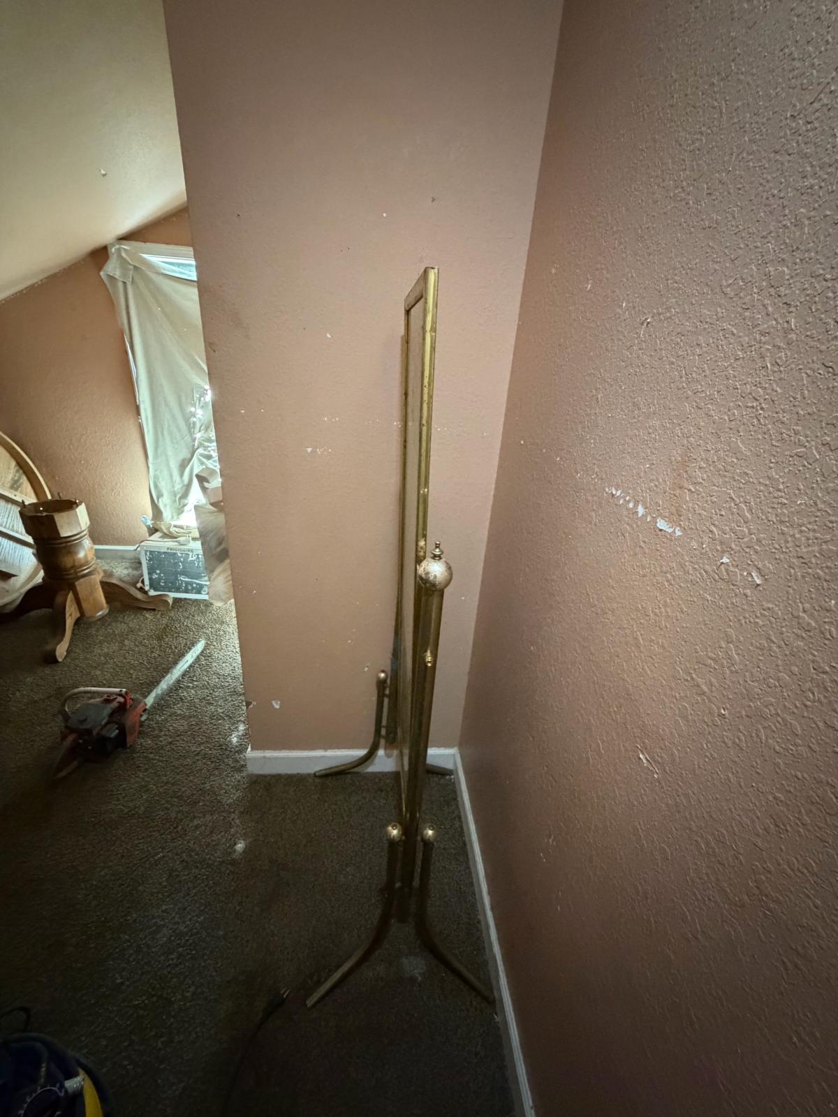 brass floor length mirror - Fayetteville, Tennessee - FleaMarketBay