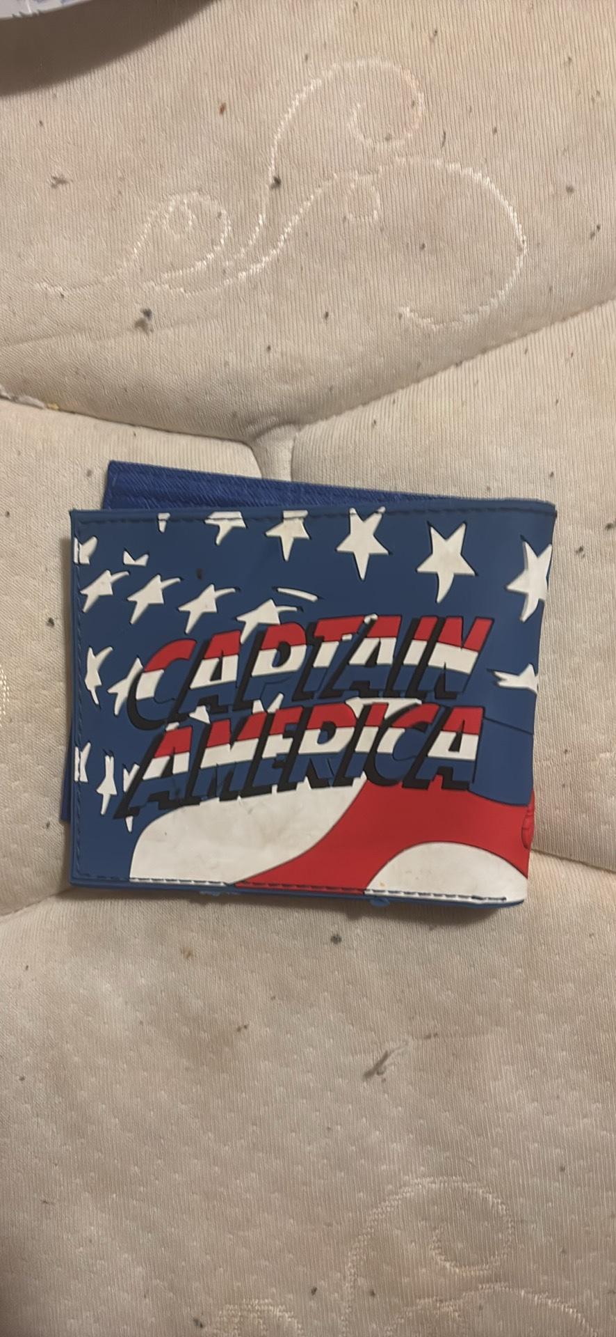 captain America wallet - Plainfield, Indiana - FleaMarketBay
