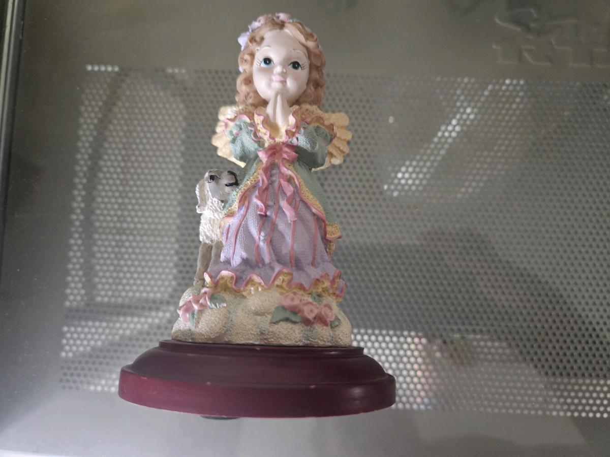 House of Lloyd vintage figurines - Mount Prospect, Illinois - FleaMarketBay