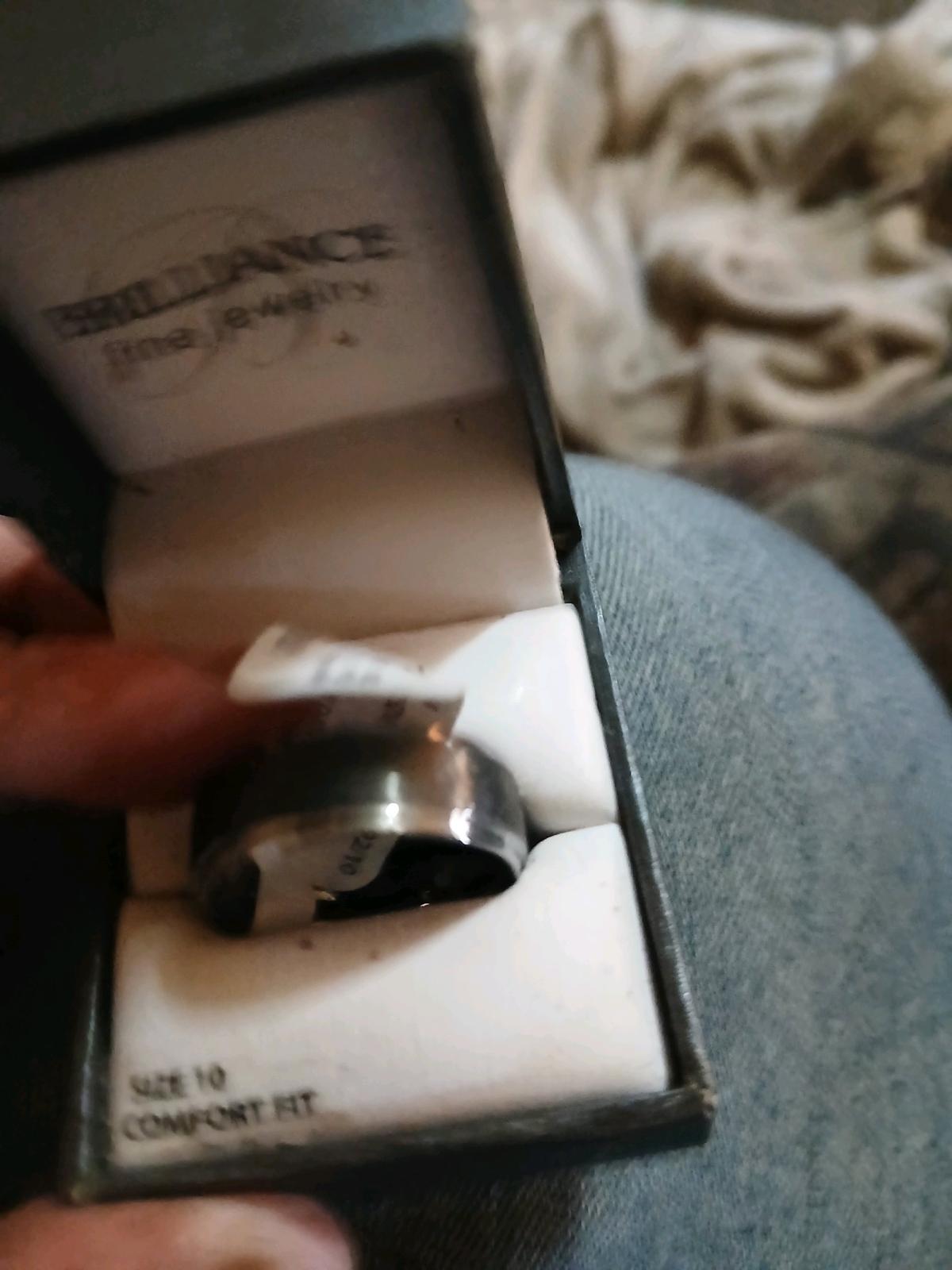 mens size 10 ring brand new had for 2 yrs - Clio, Michigan - FleaMarketBay