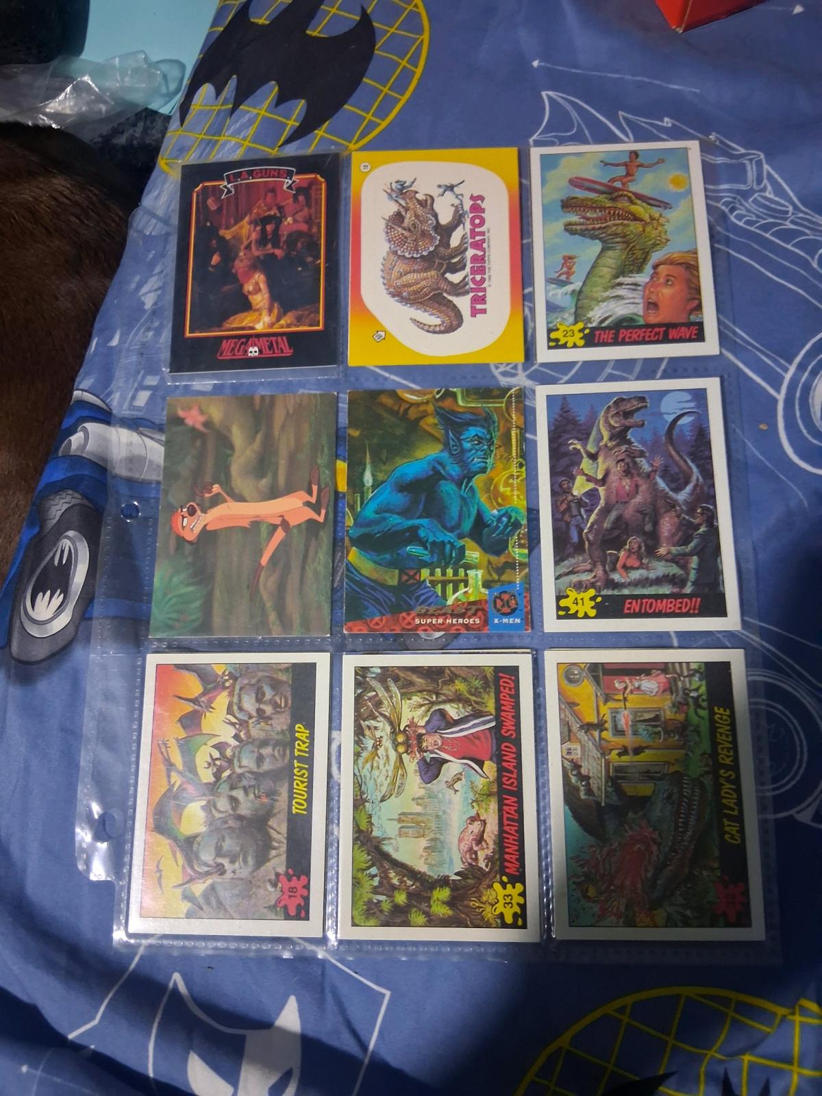 comics cards variety - Luray, Virginia - FleaMarketBay
