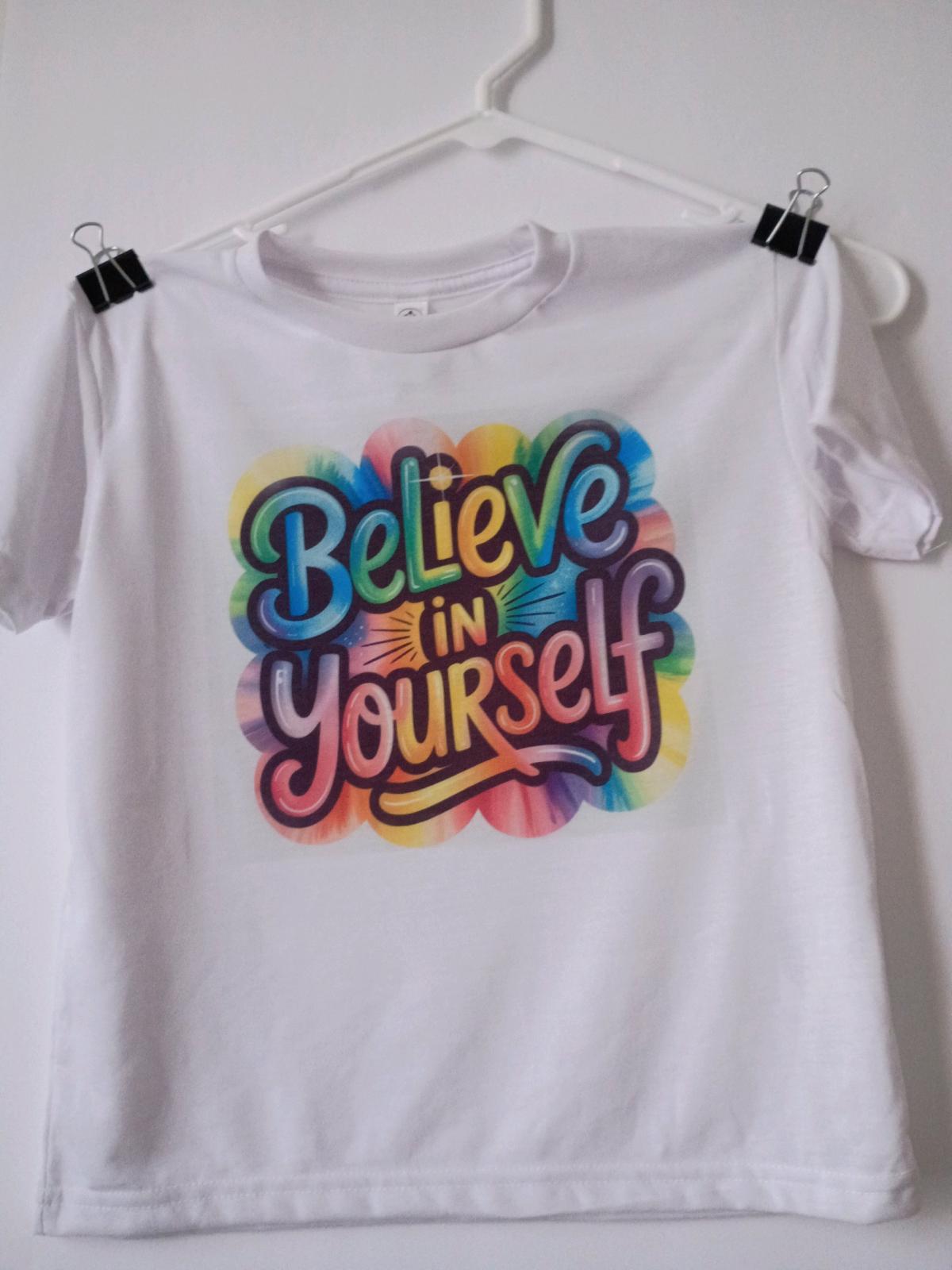 Girls Tshirt with Vibrant Quotes - Chicago, Illinois - FleaMarketBay
