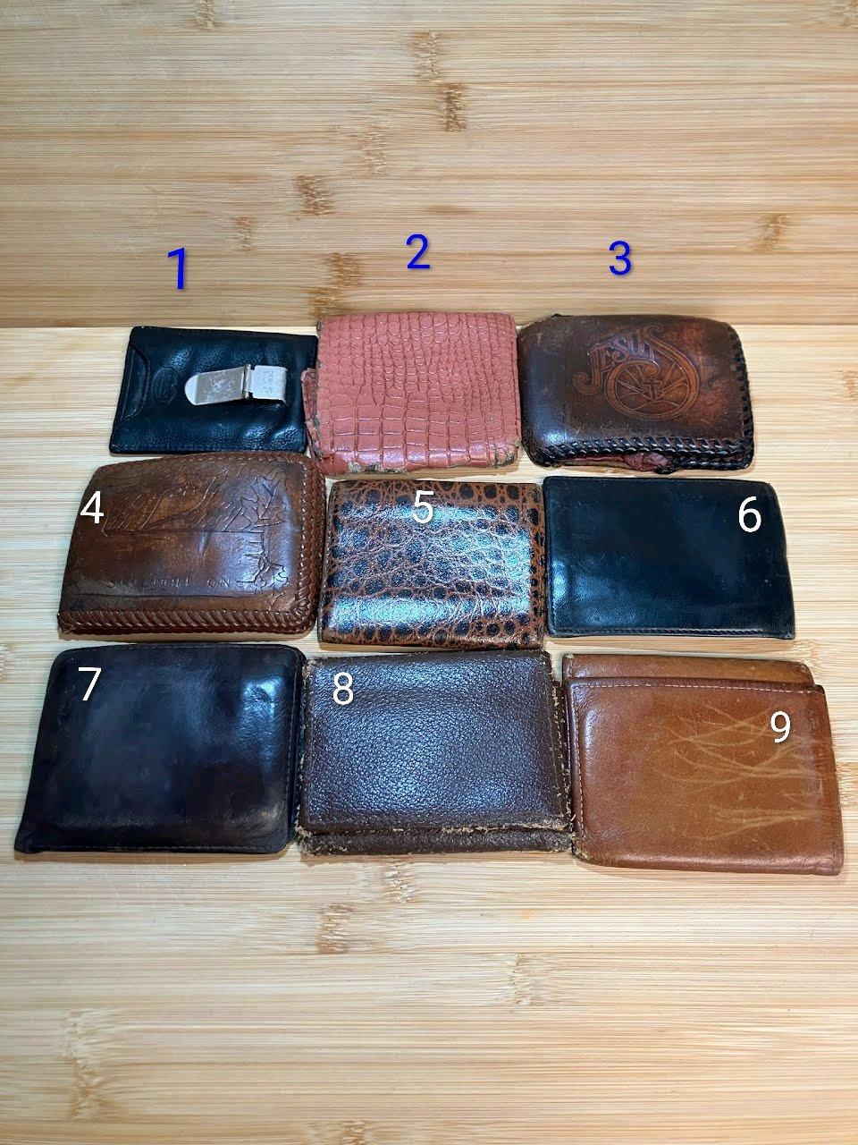 Vintage Leather Wallet Collection  Lot of 9 - Mount Juliet, Tennessee - FleaMarketBay