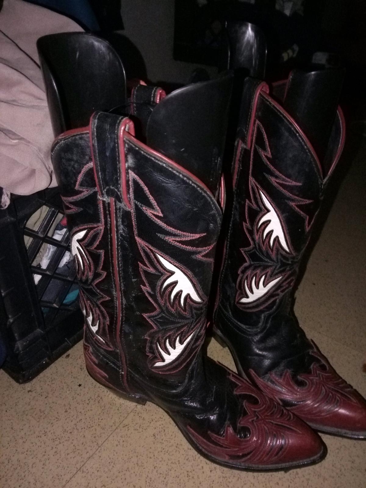vintage black red cowgirl boots new - Livingston, Texas - FleaMarketBay