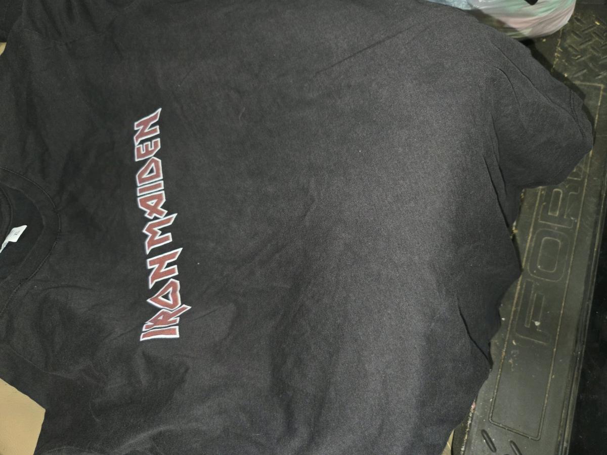 12 band Tshirts XL - Alicia, Arkansas - FleaMarketBay