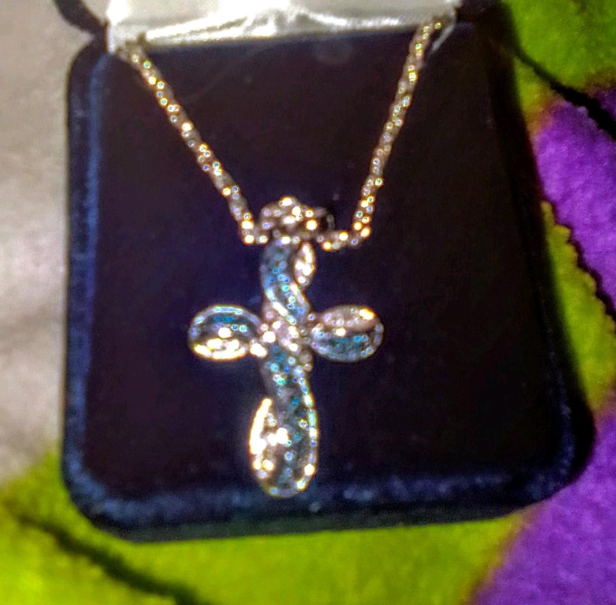 silver sapphire and diamond necklace - New Florence, Pennsylvania - FleaMarketBay