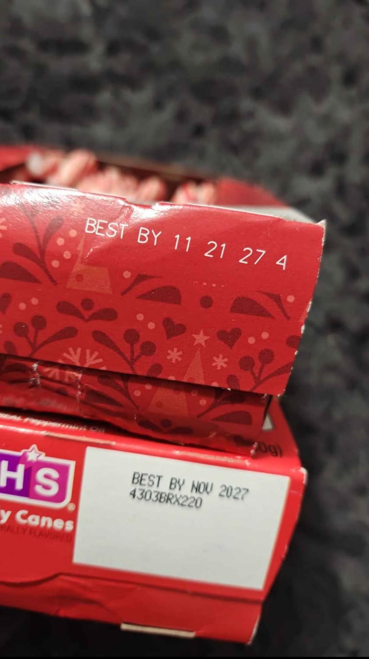 Peppermint Candy Canes - Bakersfield, California - FleaMarketBay