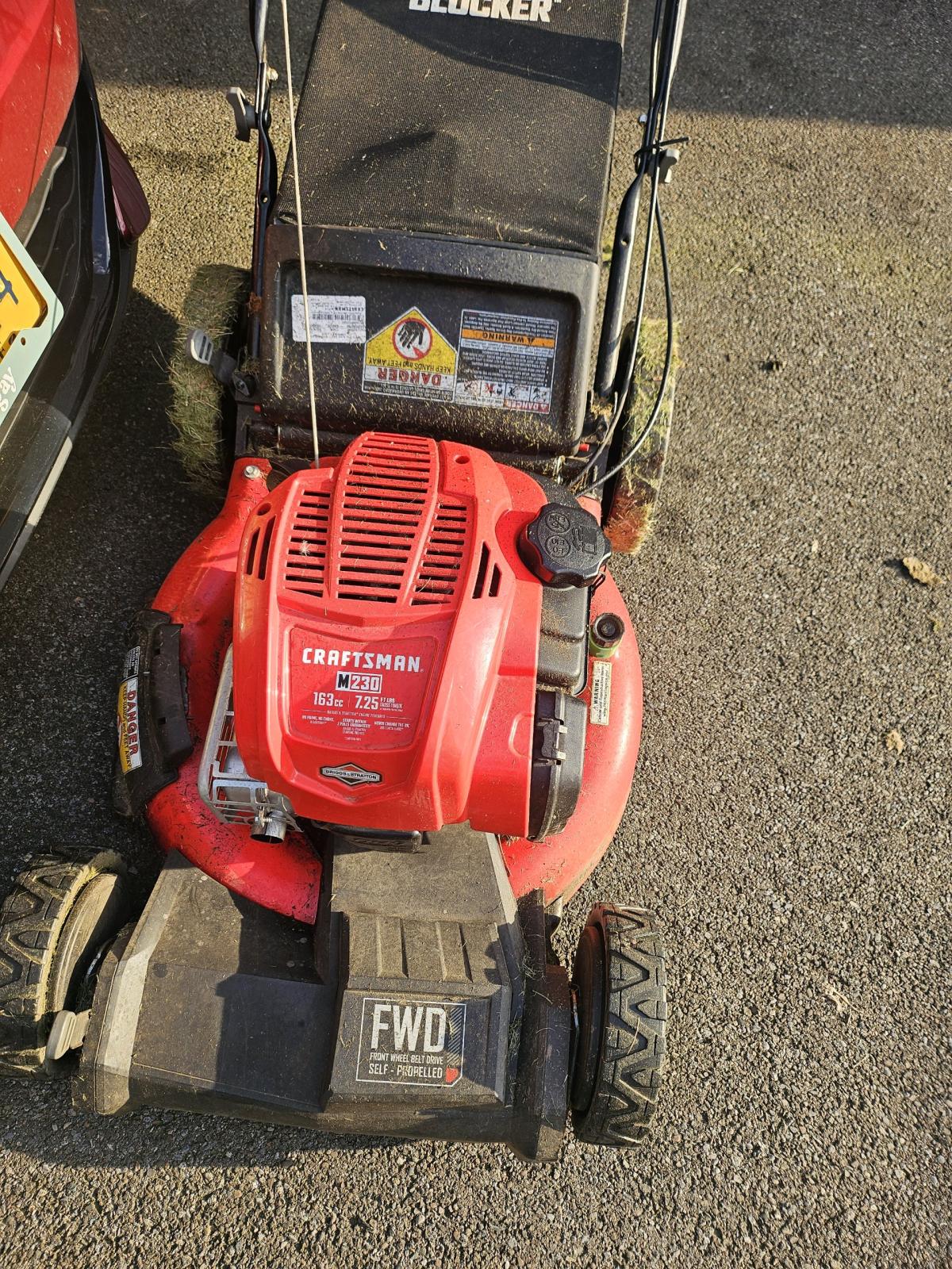 Craftsman M230 21inch gaspowered - Cortland, New York - FleaMarketBay