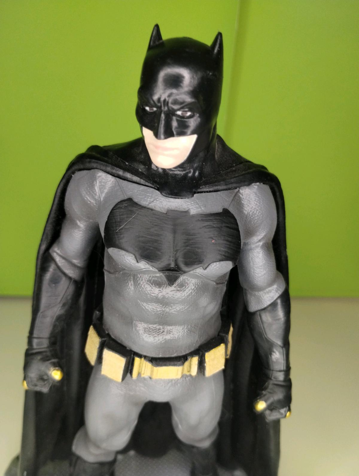 10 inch Batman Figurine Lootcrate Exclusiv - Navarre, Florida - FleaMarketBay