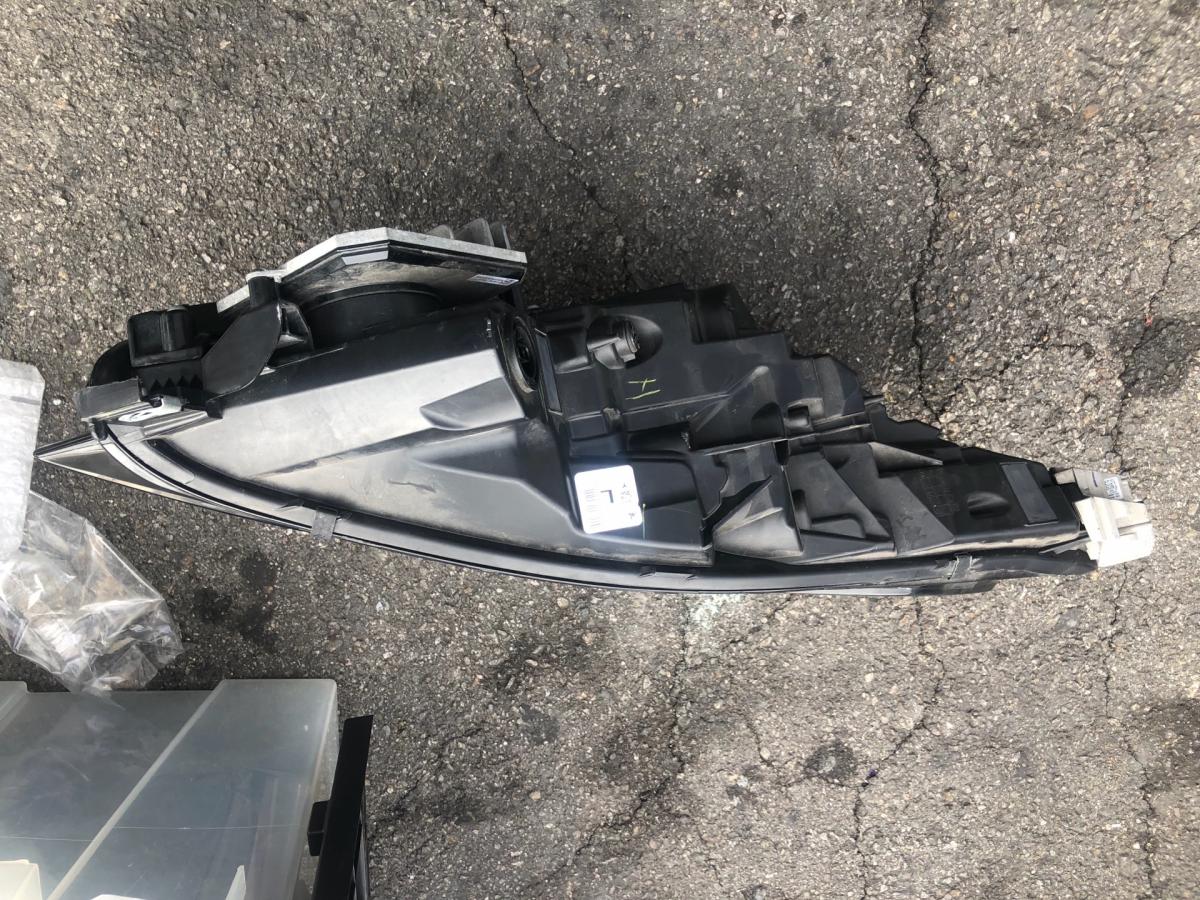 Tesla Y Tesla S headlights like new condition - North Hollywood, California - FleaMarketBay