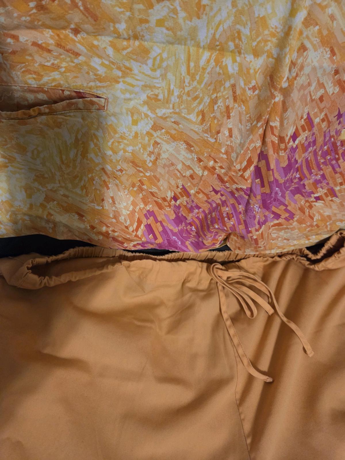 Womens scrub set 3x pants 2x - Eden, North Carolina - FleaMarketBay