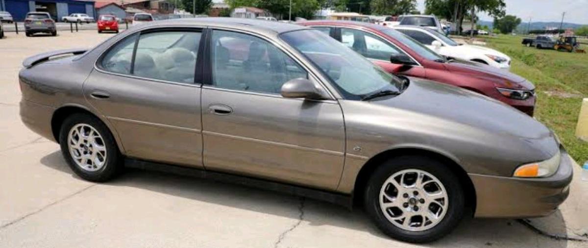 2002 Oldsmobile intrigue - Salt Lake City, Utah - FleaMarketBay