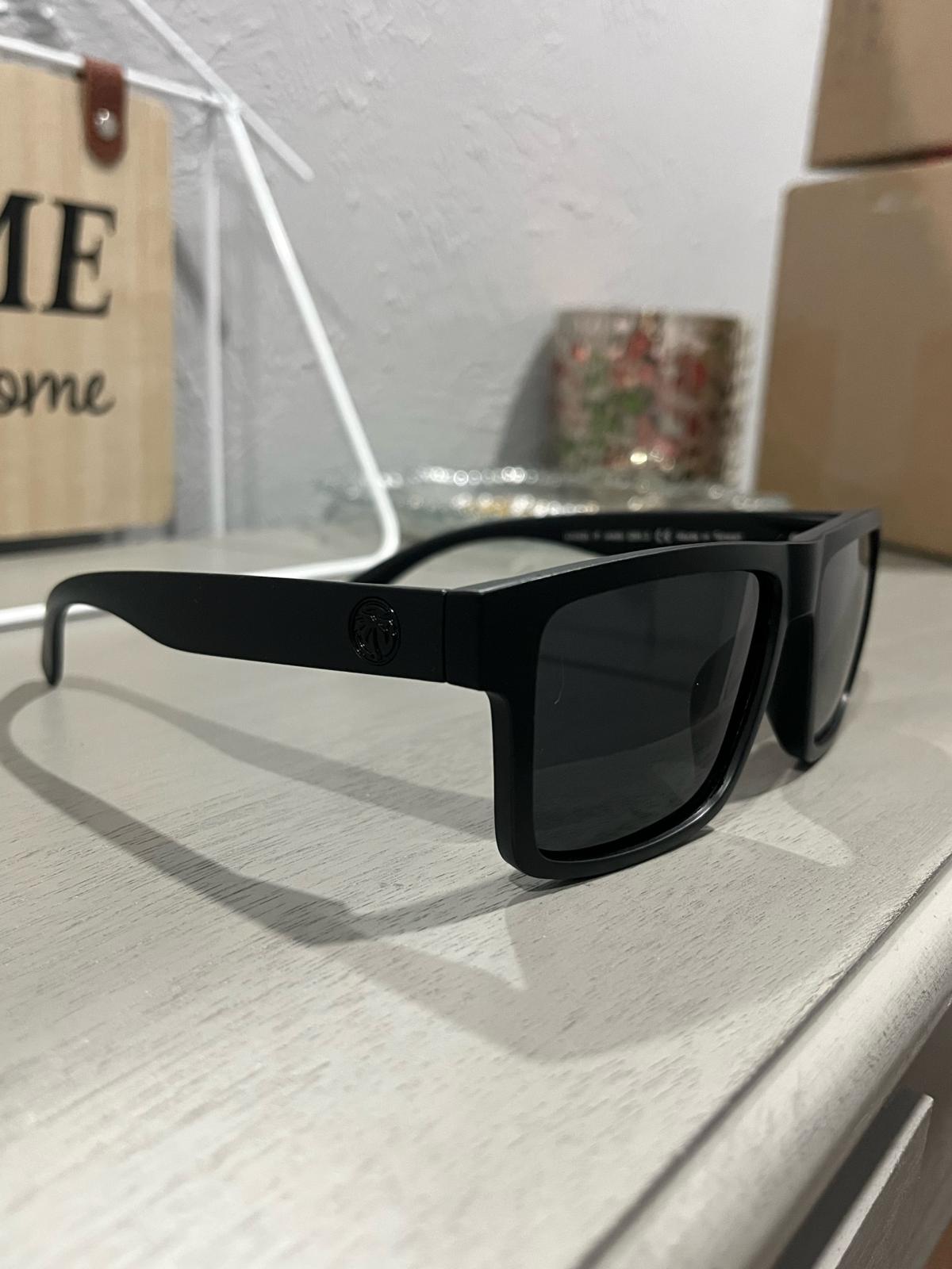 polarized sunglasses different colors available - Fort Worth, Texas - FleaMarketBay