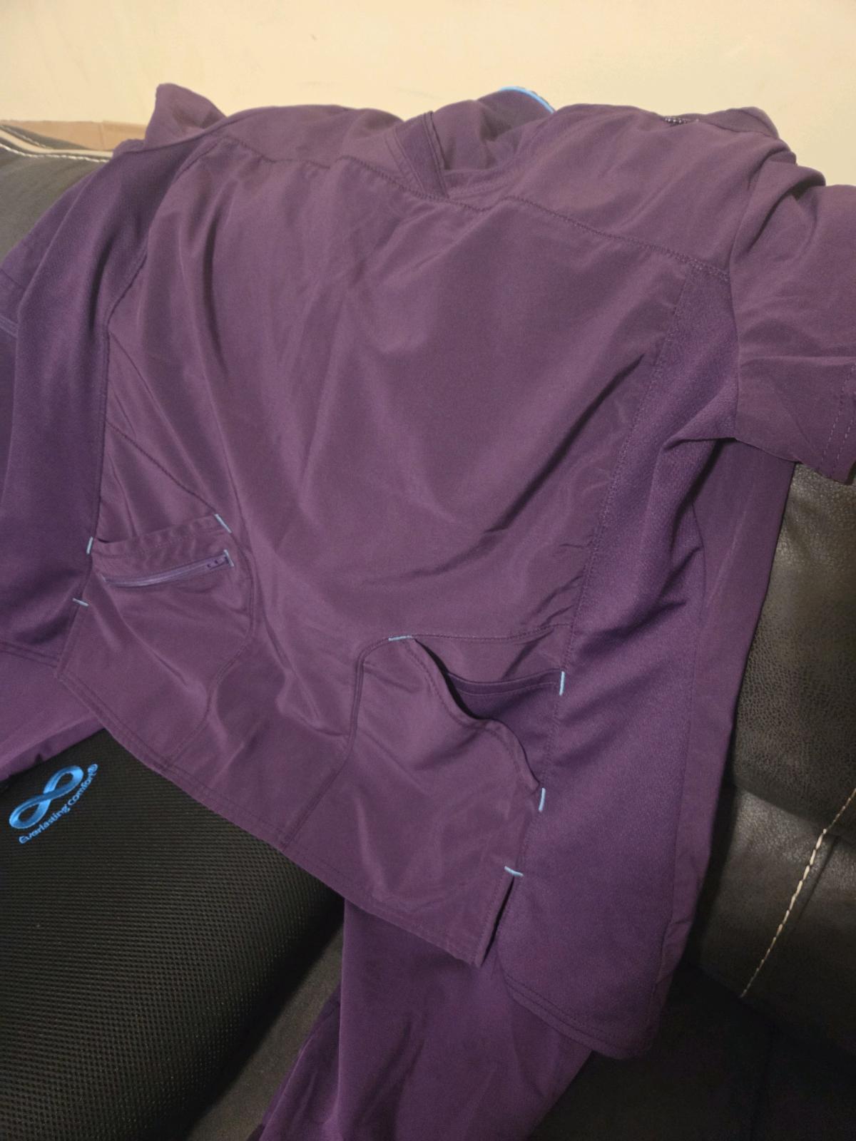 2pc Scrubstar set Purple with turquoise trim - Eden, North Carolina - FleaMarketBay