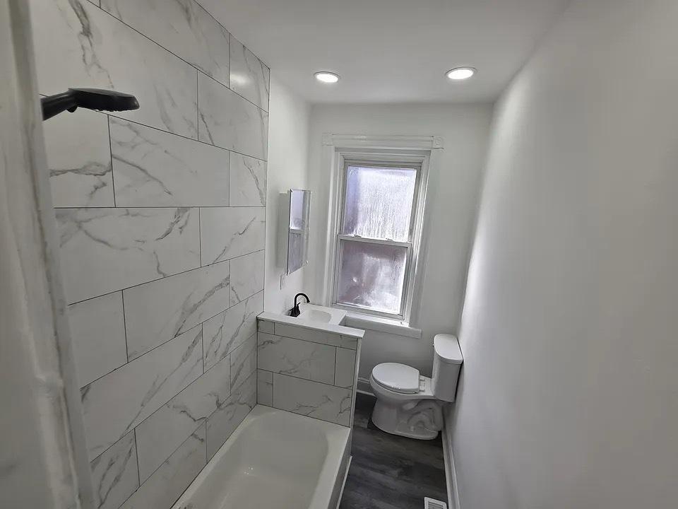 2beds 1bath - Philadelphia, Pennsylvania - FleaMarketBay