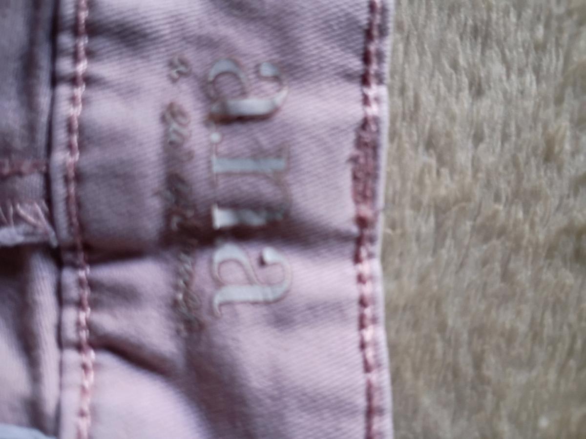 A Nice Pair of Pink Womens Shorts - Swansea, South Carolina - FleaMarketBay