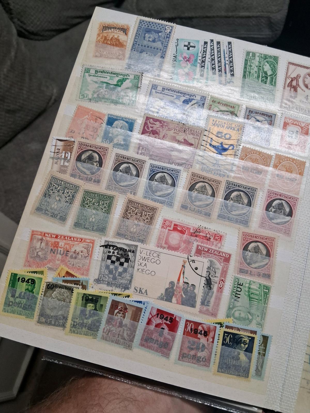 old antique 20 plus page front and back world stamp binder - Canton, Ohio - FleaMarketBay