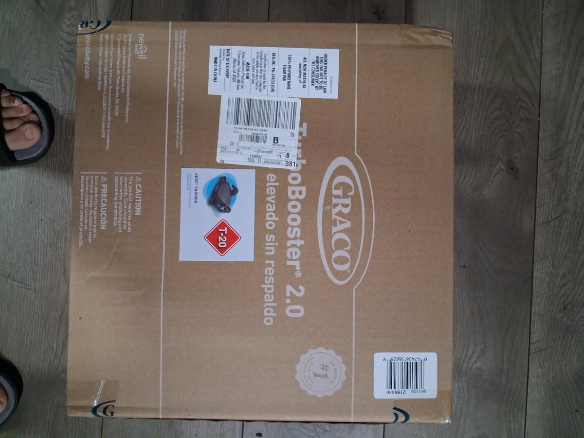 Children Booster Seat and  Children Jumpstart - Portland, Oregon - FleaMarketBay