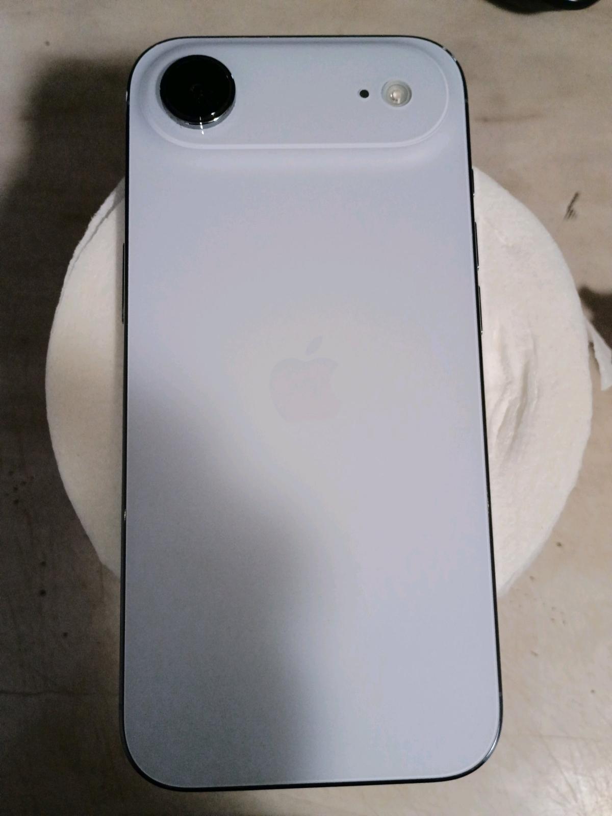 apple iPhone17air - New Cumberland, Pennsylvania - FleaMarketBay