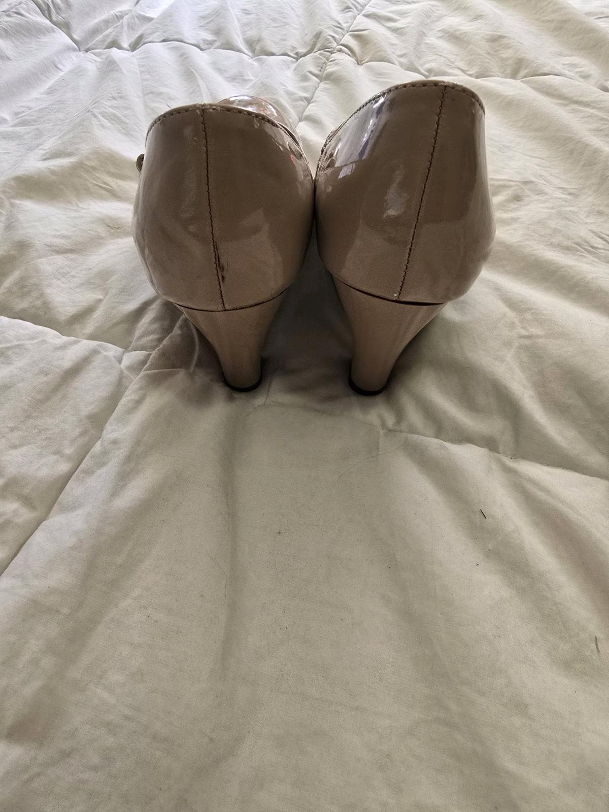 Journee Collection Windy Mary Jane Pumps  Size 85 - Portland, Oregon - FleaMarketBay