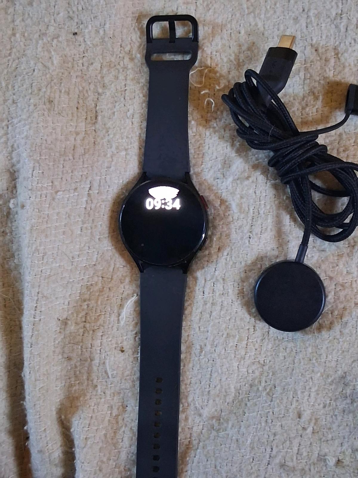 Samsung Galaxy Watch 4 - Amarillo, Texas - FleaMarketBay