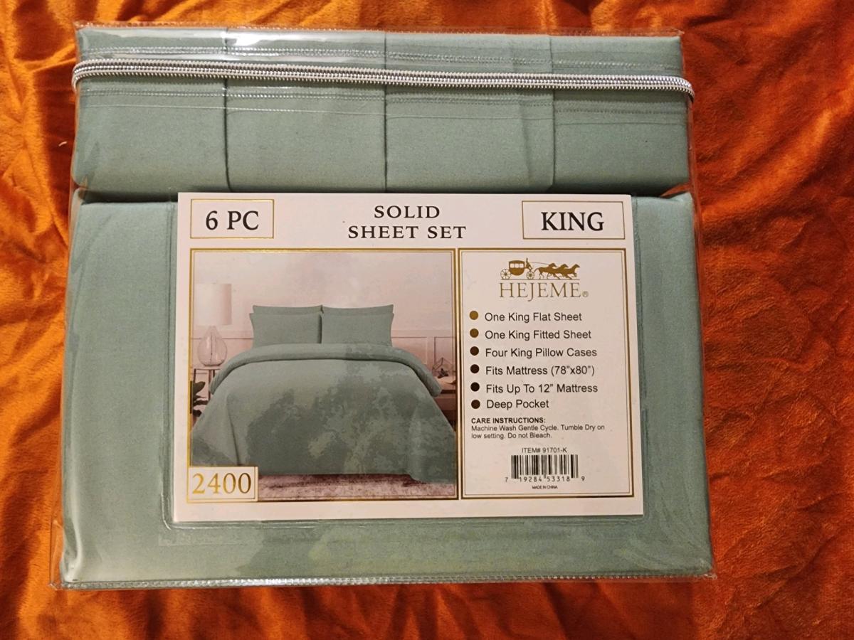 king bedsheet 1 for 25 - Hallandale, Florida - FleaMarketBay