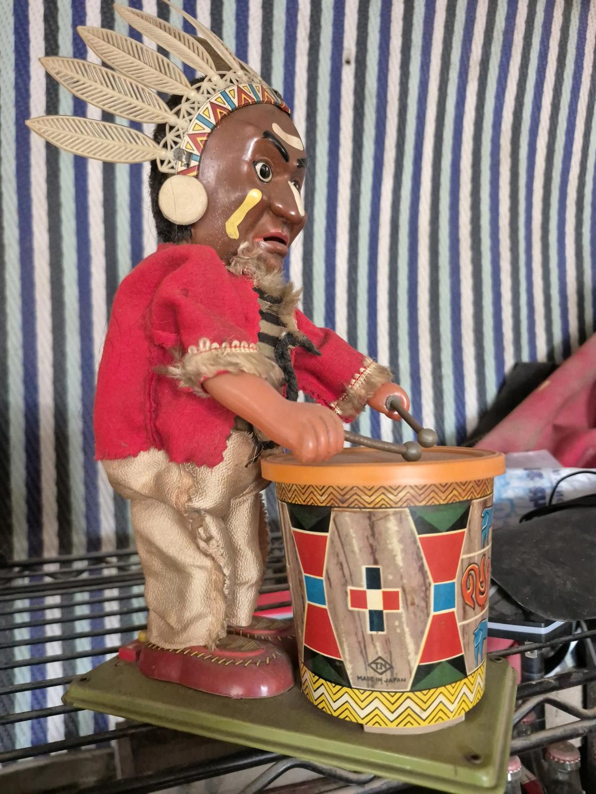 vintage 1950s alps battery operated drumming indian joe tin - Phoenix, Arizona - FleaMarketBay