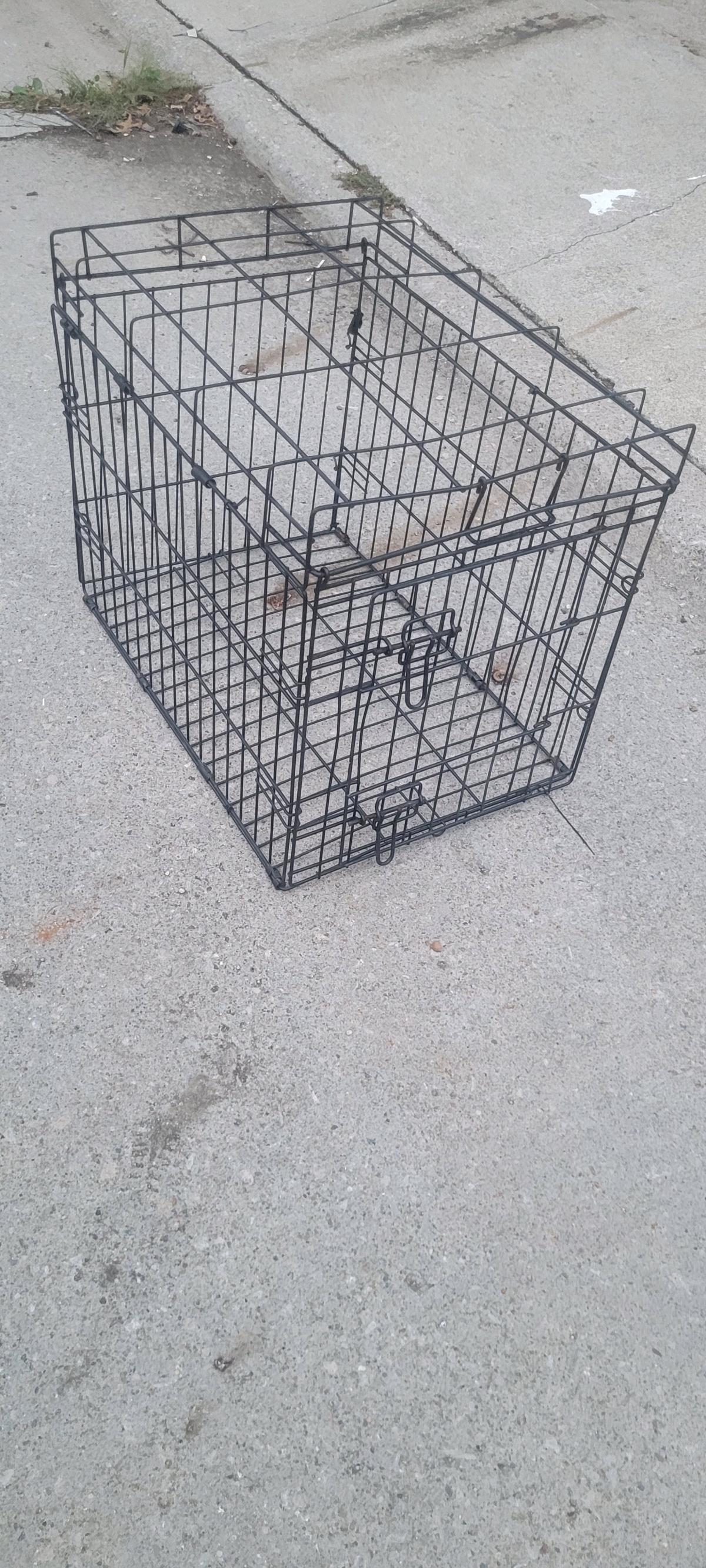 Medium size black dog cage - Cleveland, Ohio - FleaMarketBay