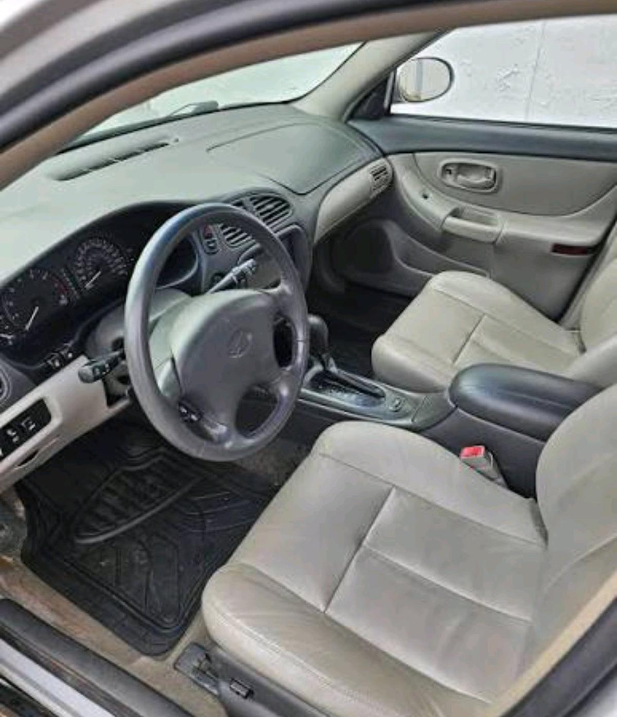 2002 Oldsmobile intrigue - Salt Lake City, Utah - FleaMarketBay
