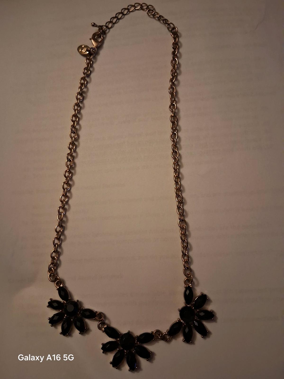 vintage jewelry necklaces and bracelets - Baltimore, Maryland - FleaMarketBay