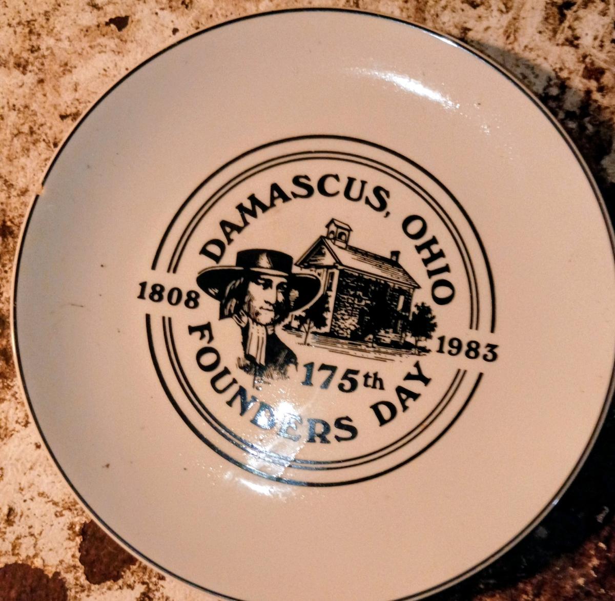 Collector Plates - Alliance, Ohio - FleaMarketBay