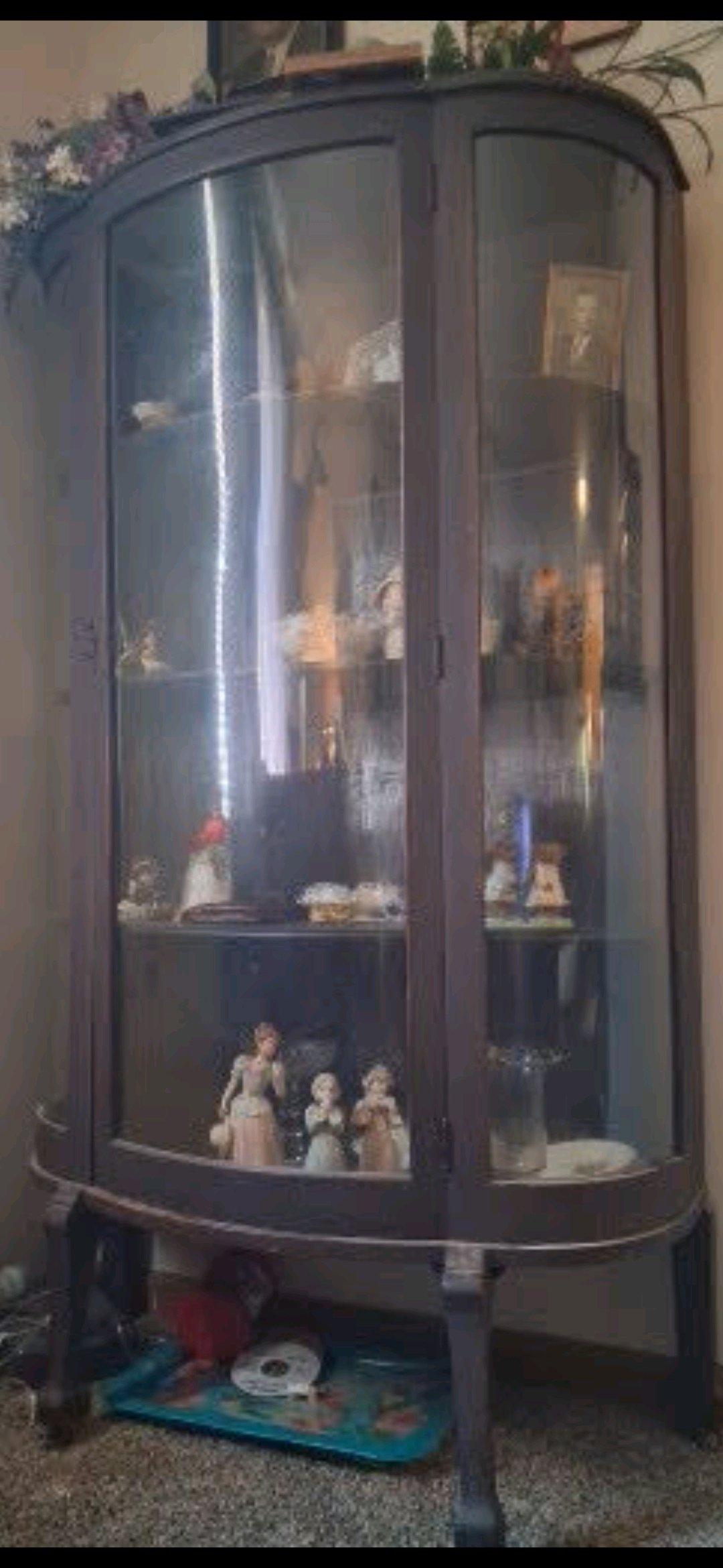vintage China cabinet - Crooksville, Ohio - FleaMarketBay