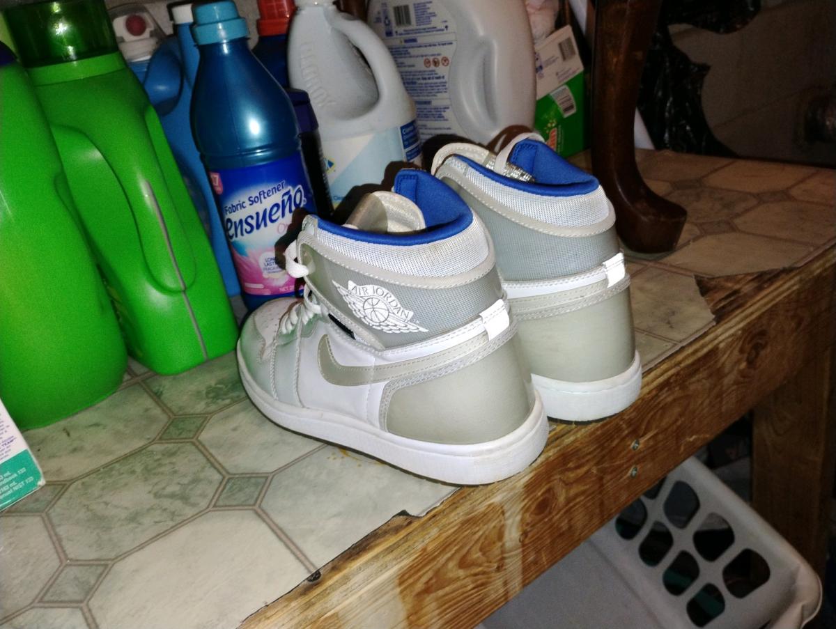 Grey and white and blue Air Jordans Zooms - Morrow, Georgia - FleaMarketBay