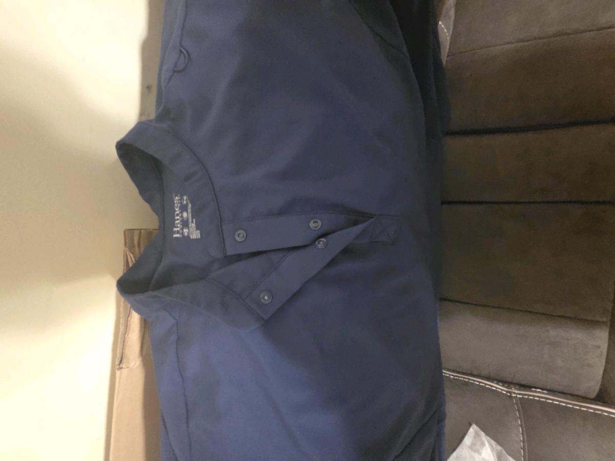 Hanes button up scrub top Navy blue sz 2x - Eden, North Carolina - FleaMarketBay