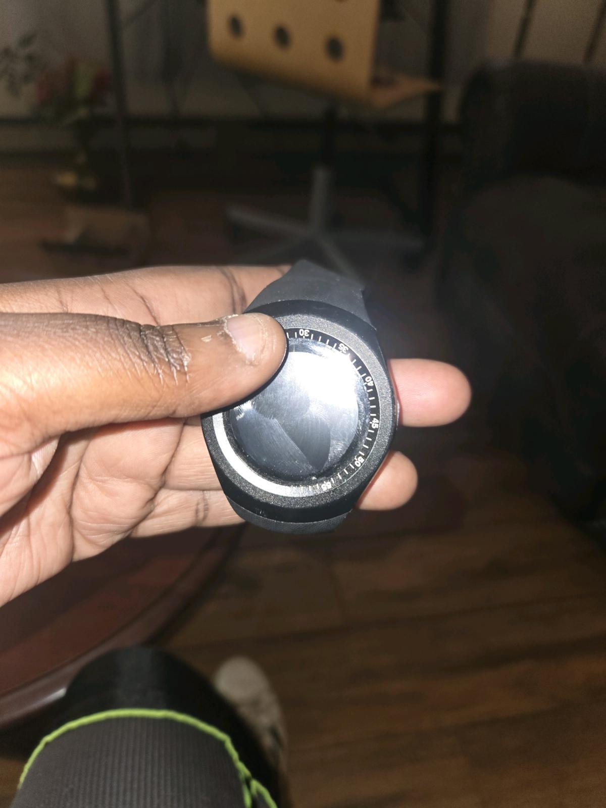 I touch curve smartwatch - Taylorsville, North Carolina - FleaMarketBay