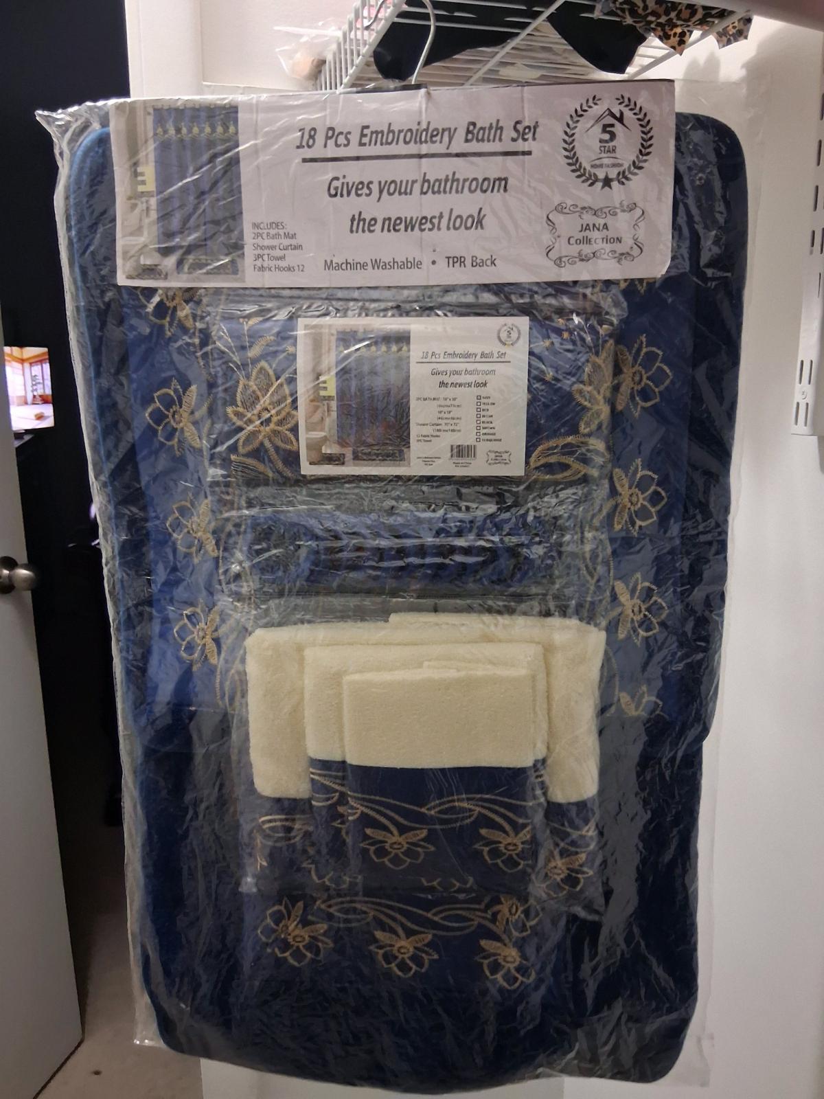 Bathroom set 5 start machine washable - Clarksville, Tennessee - FleaMarketBay