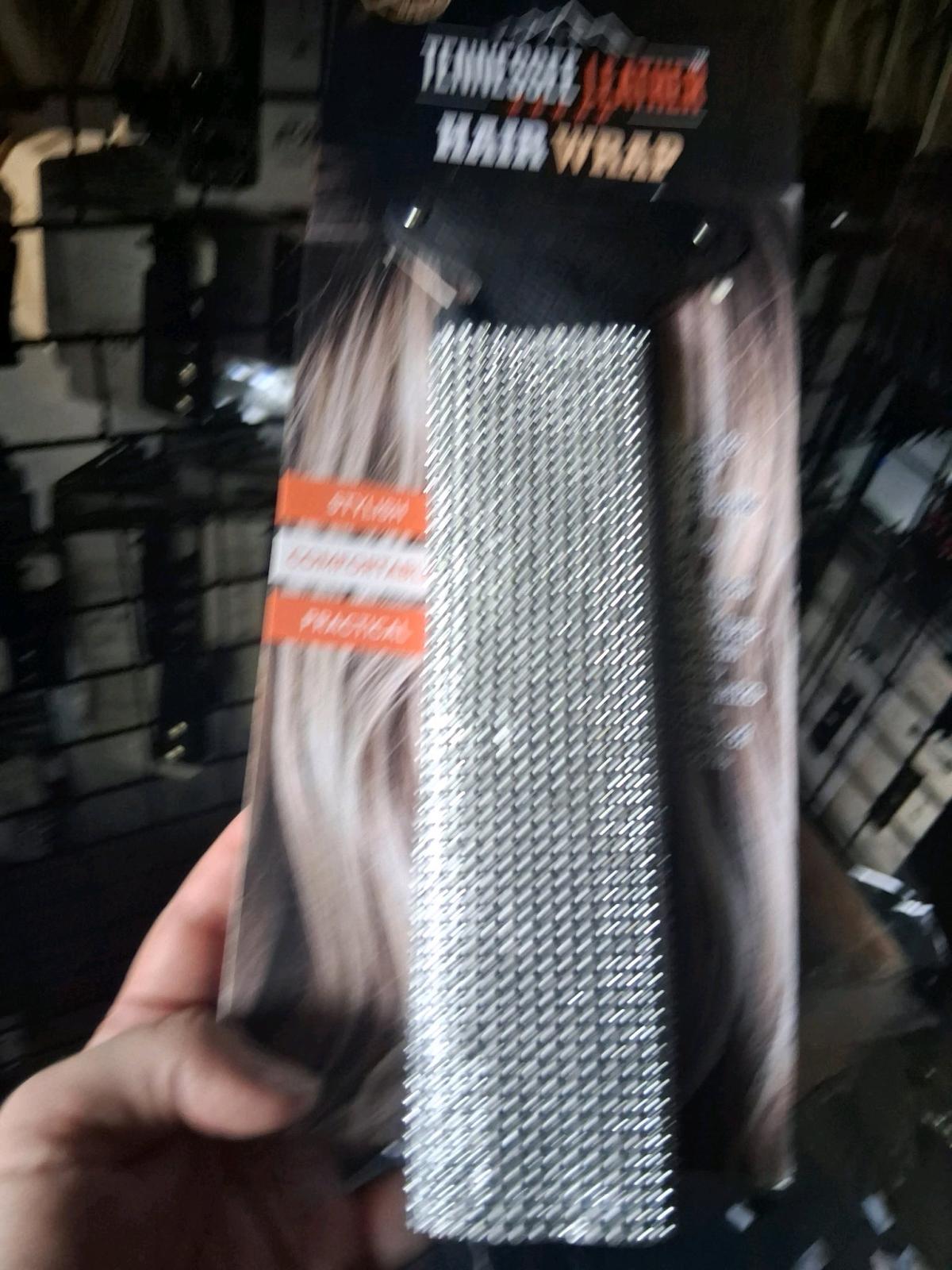 8 inch hair wraps with clips - Sevierville, Tennessee - FleaMarketBay