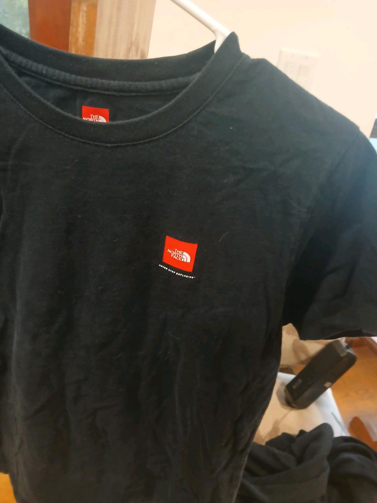 the north face brand Tshirt - Auburn, Washington - FleaMarketBay