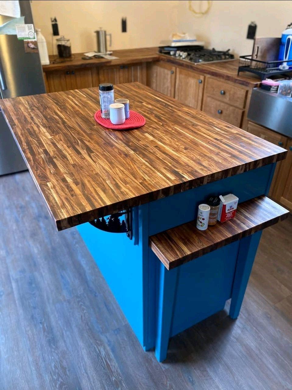 Beautiful dresser - Alicia, Arkansas - FleaMarketBay