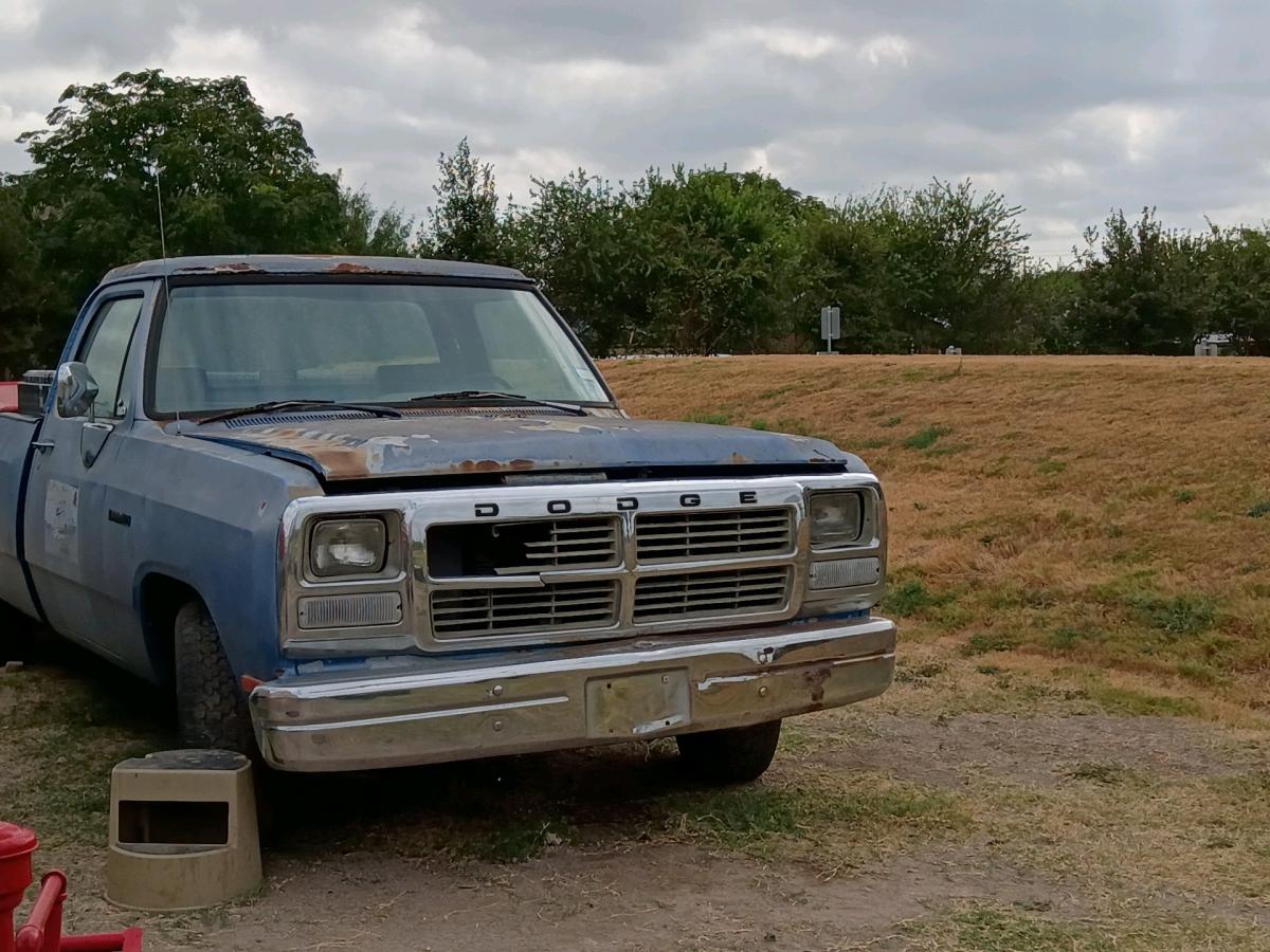 1990 ram d150 very low mileage V6 just need to tune up - San Antonio, Texas - FleaMarketBay